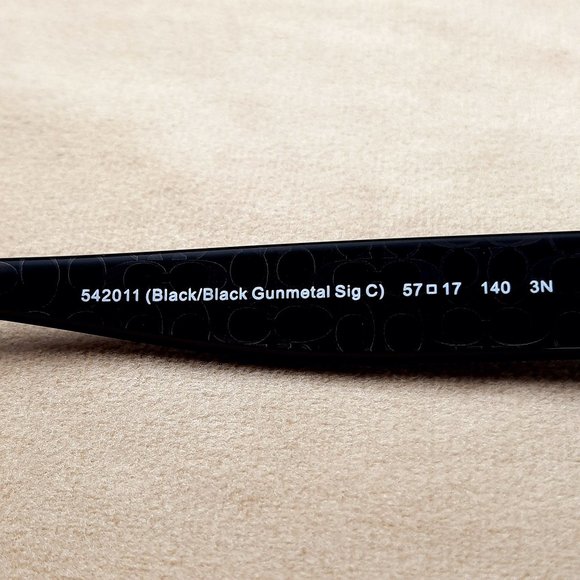 Coach Sunglasses HC8207 Black - Picture 8 of 8